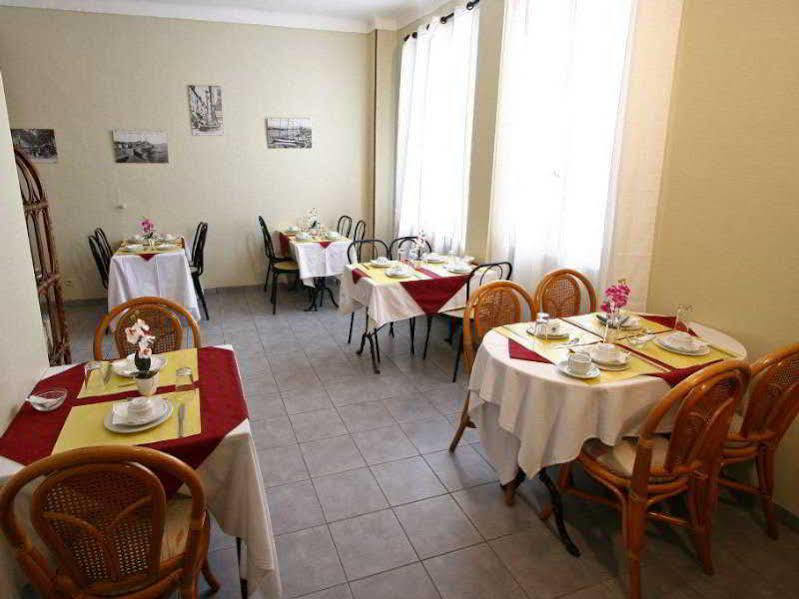 Hotel Savoy Juan-les-Pins Exterior photo